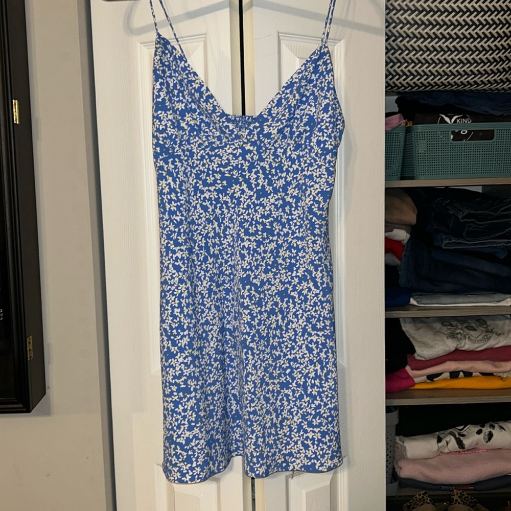 Cute summer floral Zara dress
